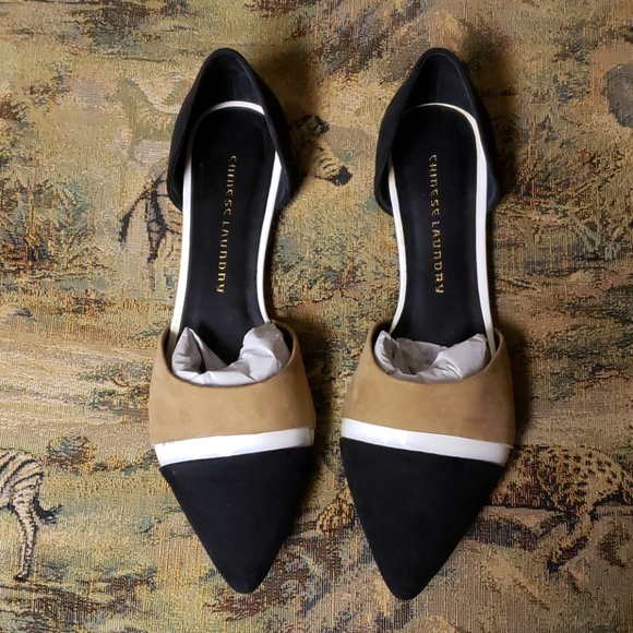 Chinese Laundry Easy Does It - Picture 1 of 6